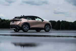 Nissan Ariya e-4orce 2020 года  (JP)